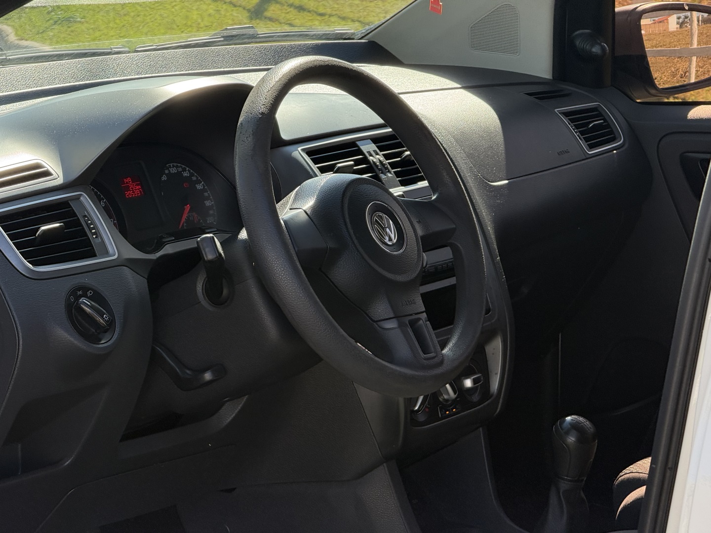 VOLKSWAGEN FOX 1.0 MI TRENDLINE 8V FLEX 4P MANUAL