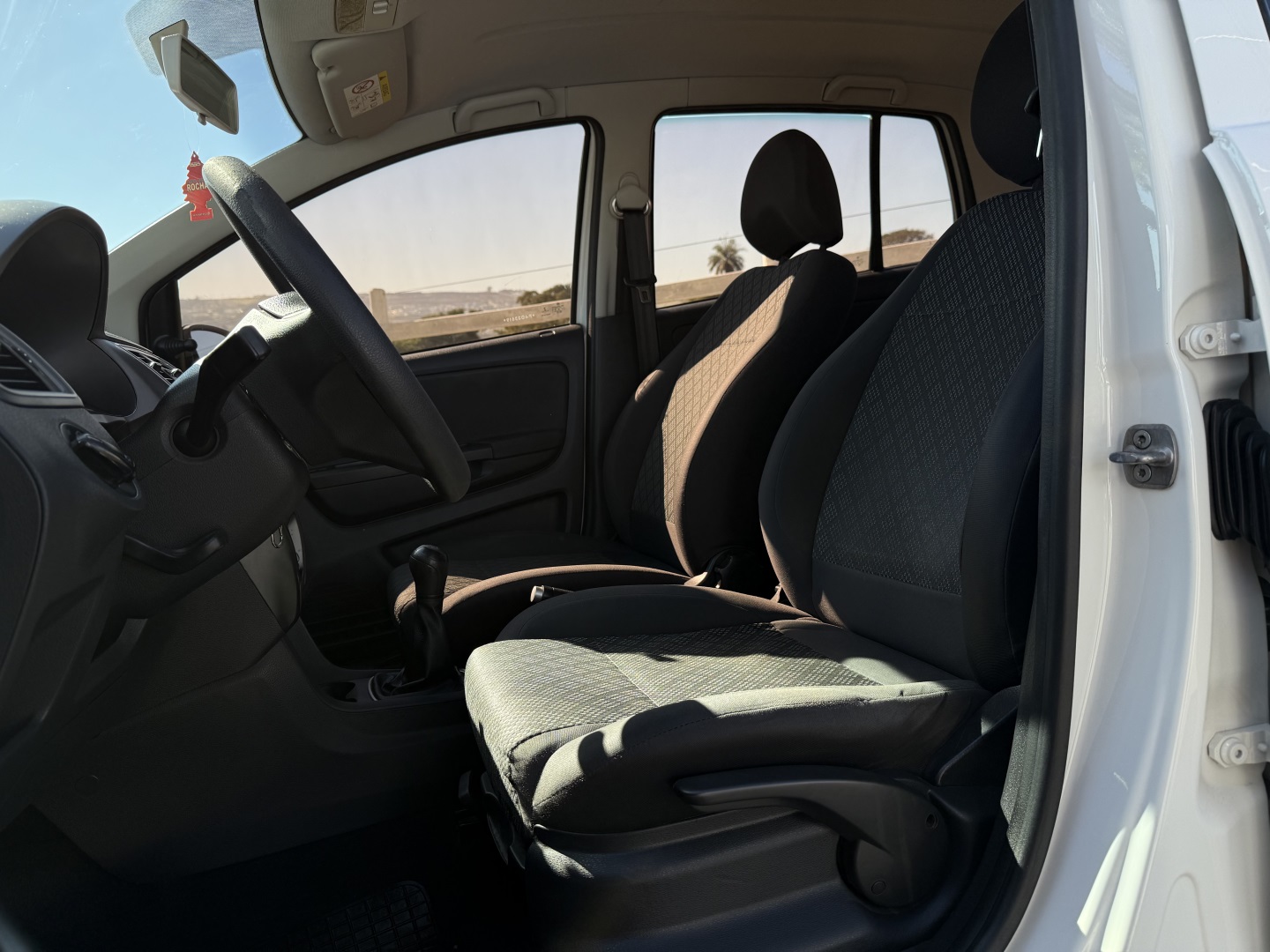 VOLKSWAGEN FOX 1.0 MI TRENDLINE 8V FLEX 4P MANUAL