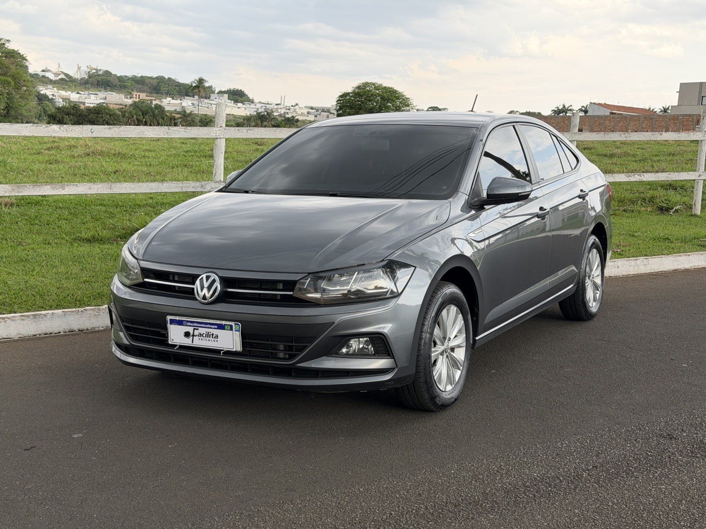 VOLKSWAGEN VIRTUS 1.0 200 TSI COMFORTLINE AUTOMÁTICO
