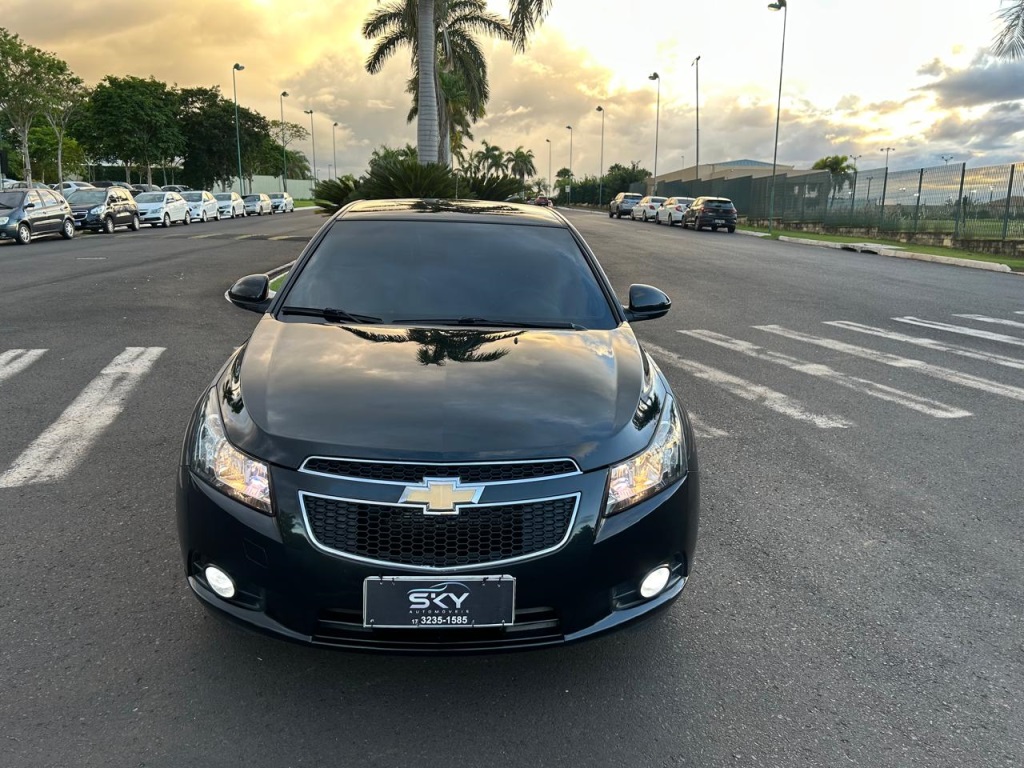 CHEVROLET CRUZE