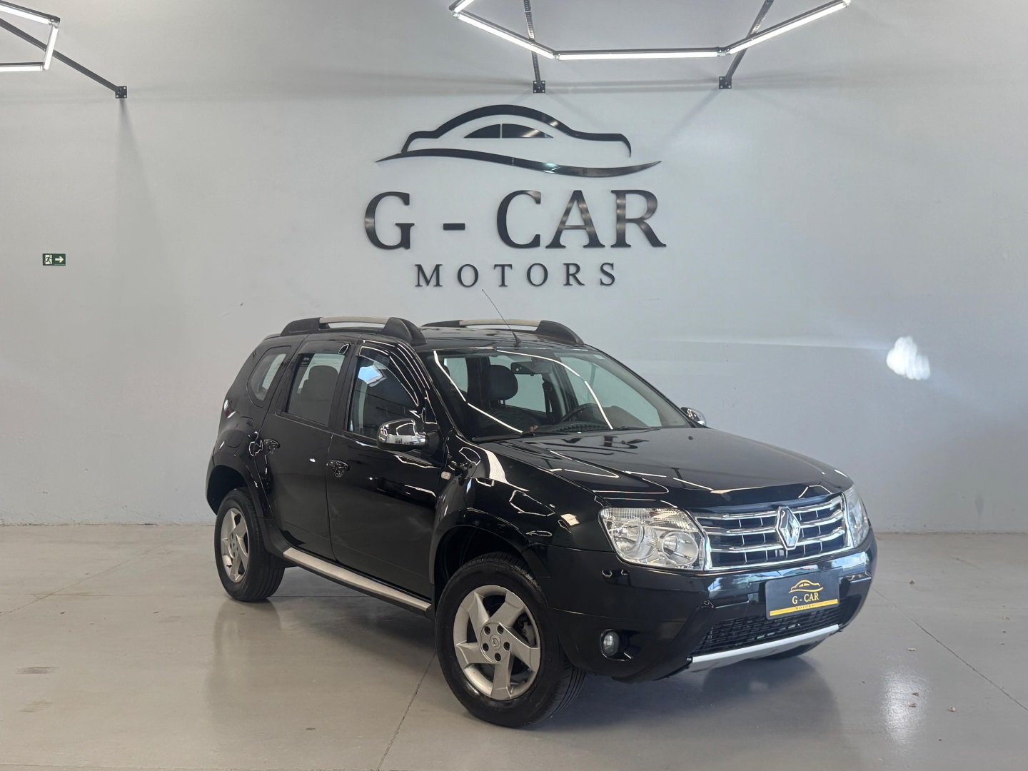 RENAULT DUSTER