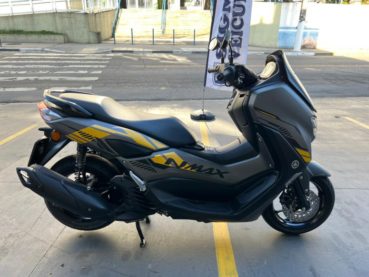 YAMAHA NMAX 160