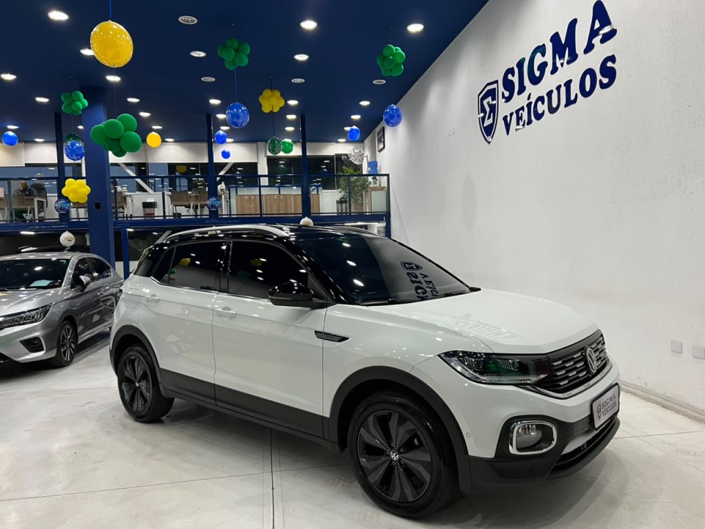 VOLKSWAGEN T-CROSS