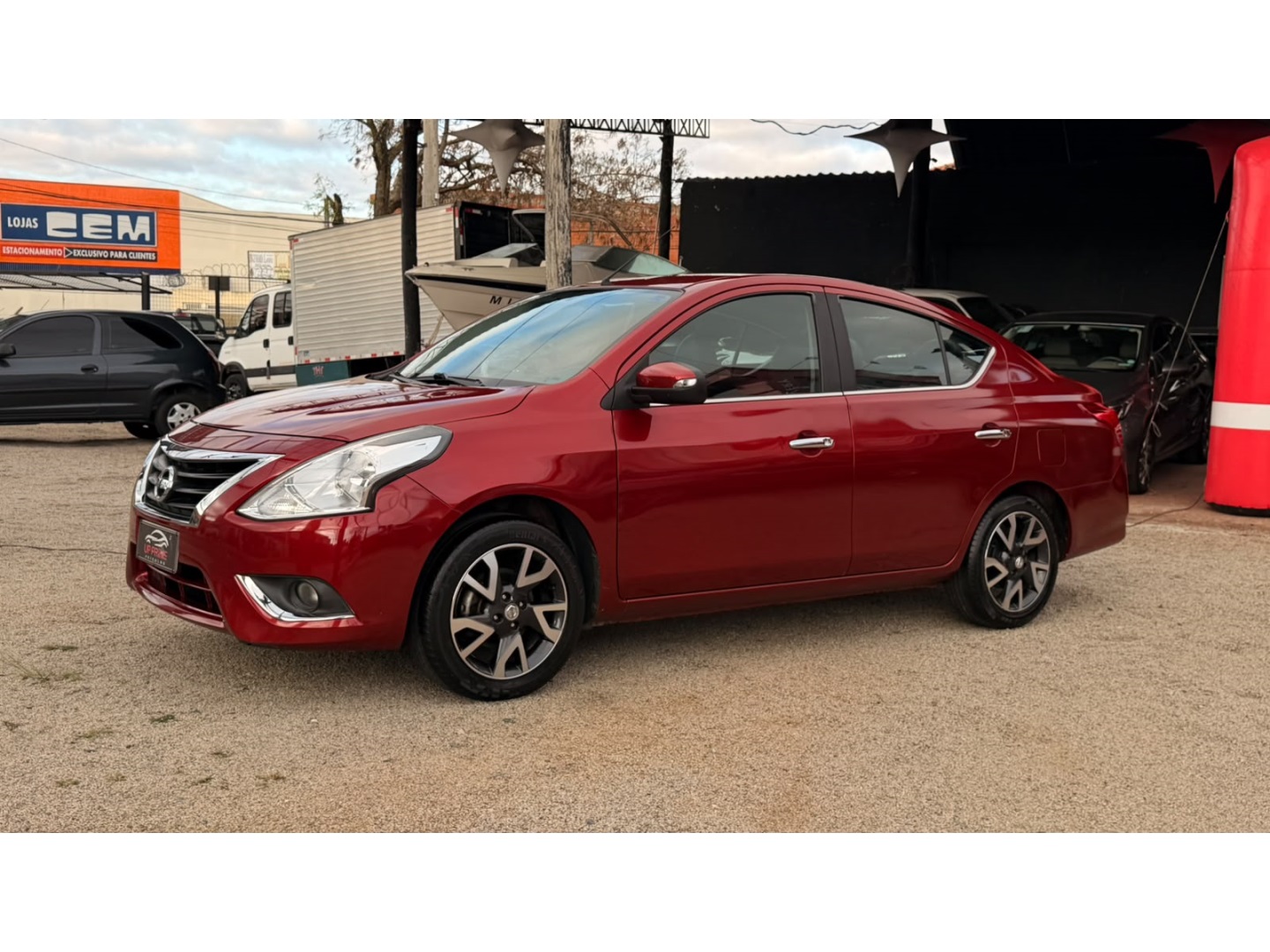NISSAN VERSA