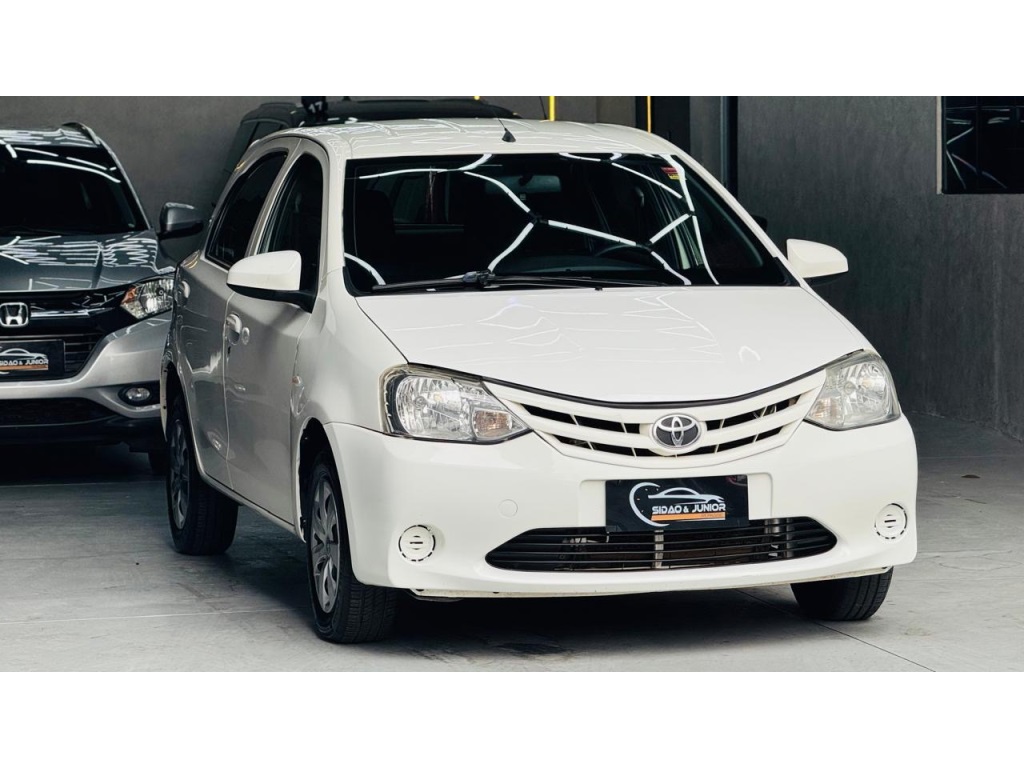 TOYOTA ETIOS