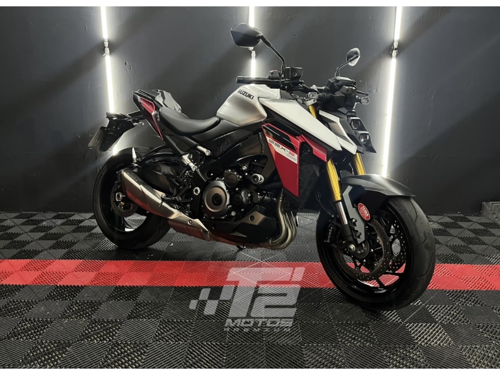 SUZUKI GSX-S 1000