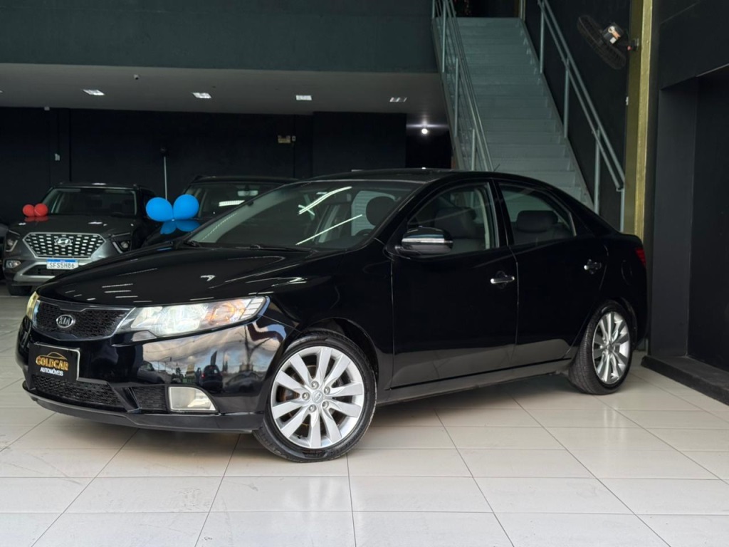 KIA CERATO