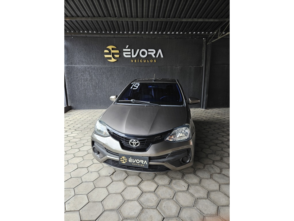 TOYOTA ETIOS