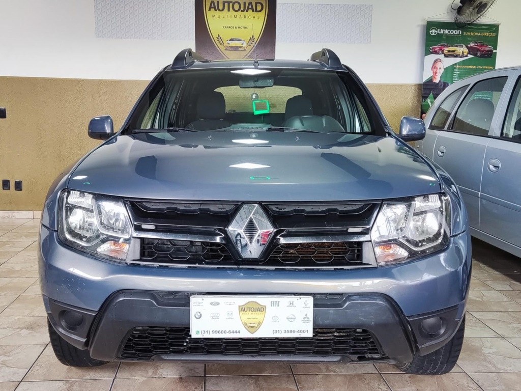 RENAULT DUSTER