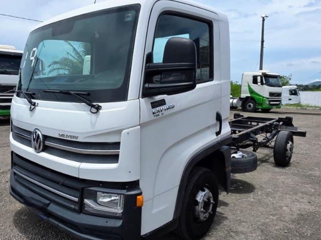 VOLKSWAGEN DELIVERY
