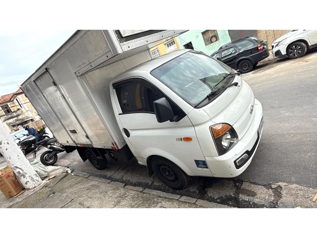 HYUNDAI HR