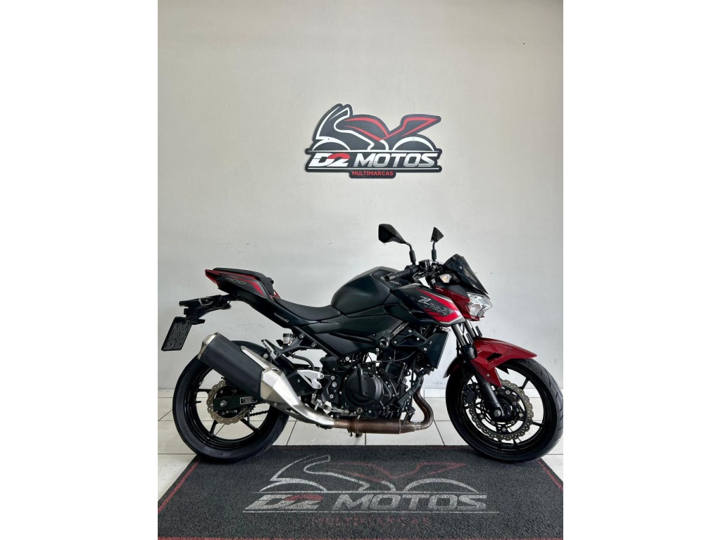 KAWASAKI Z400