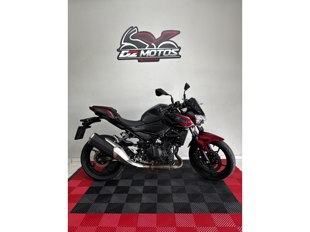 KAWASAKI Z400