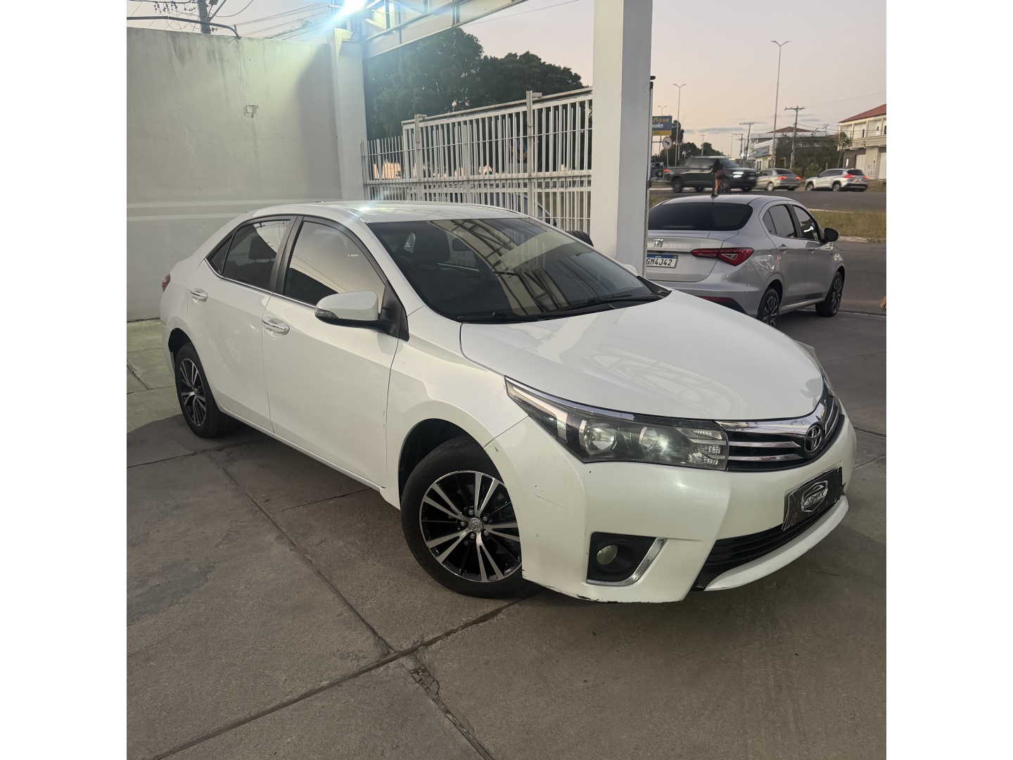 TOYOTA COROLLA