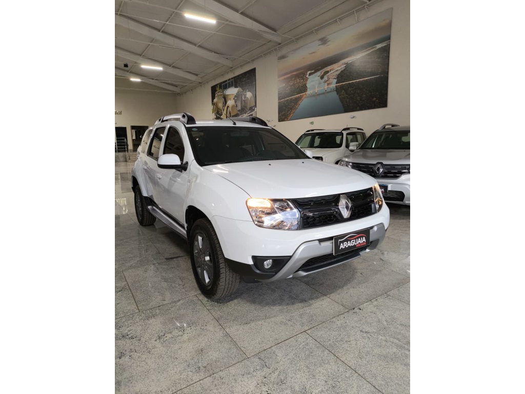 RENAULT DUSTER