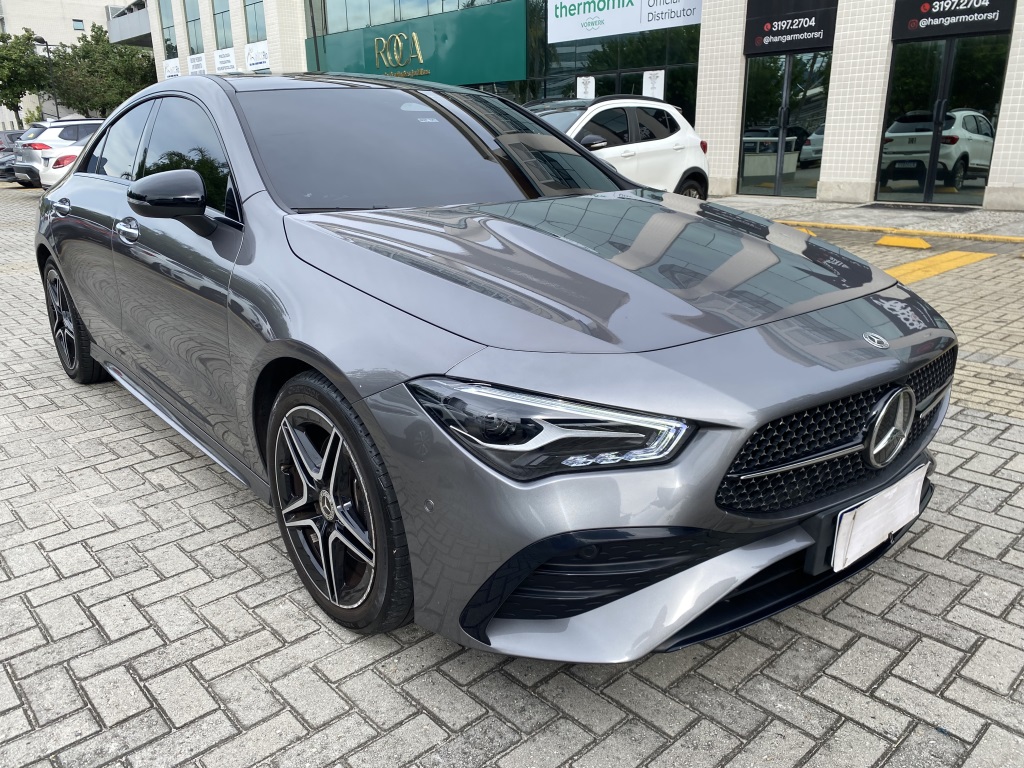 MERCEDES-BENZ CLA 200