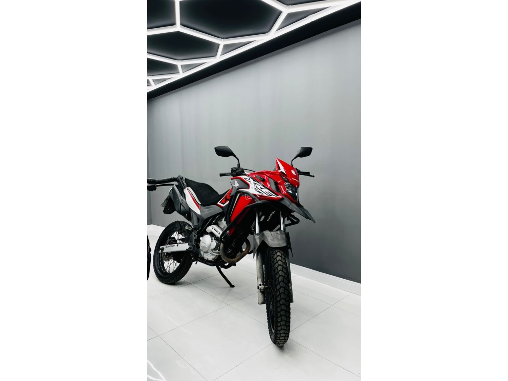 HONDA XRE 300