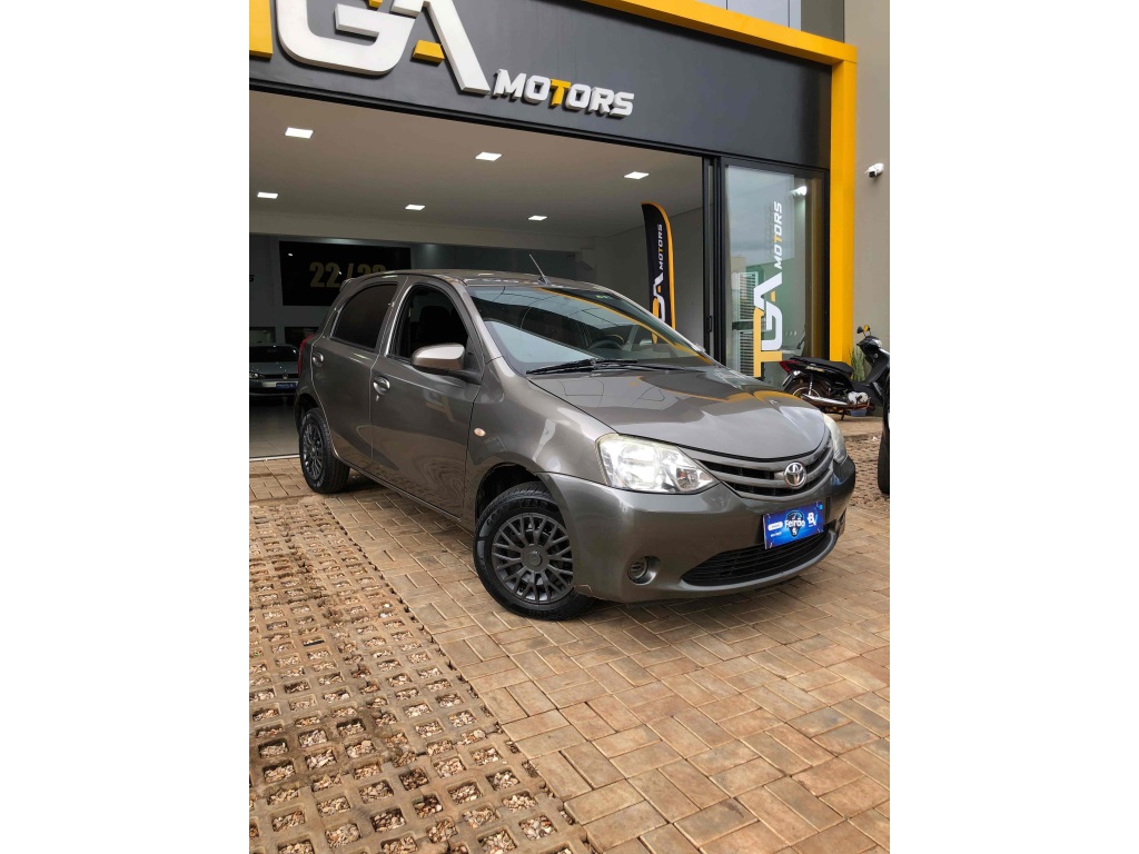 TOYOTA ETIOS