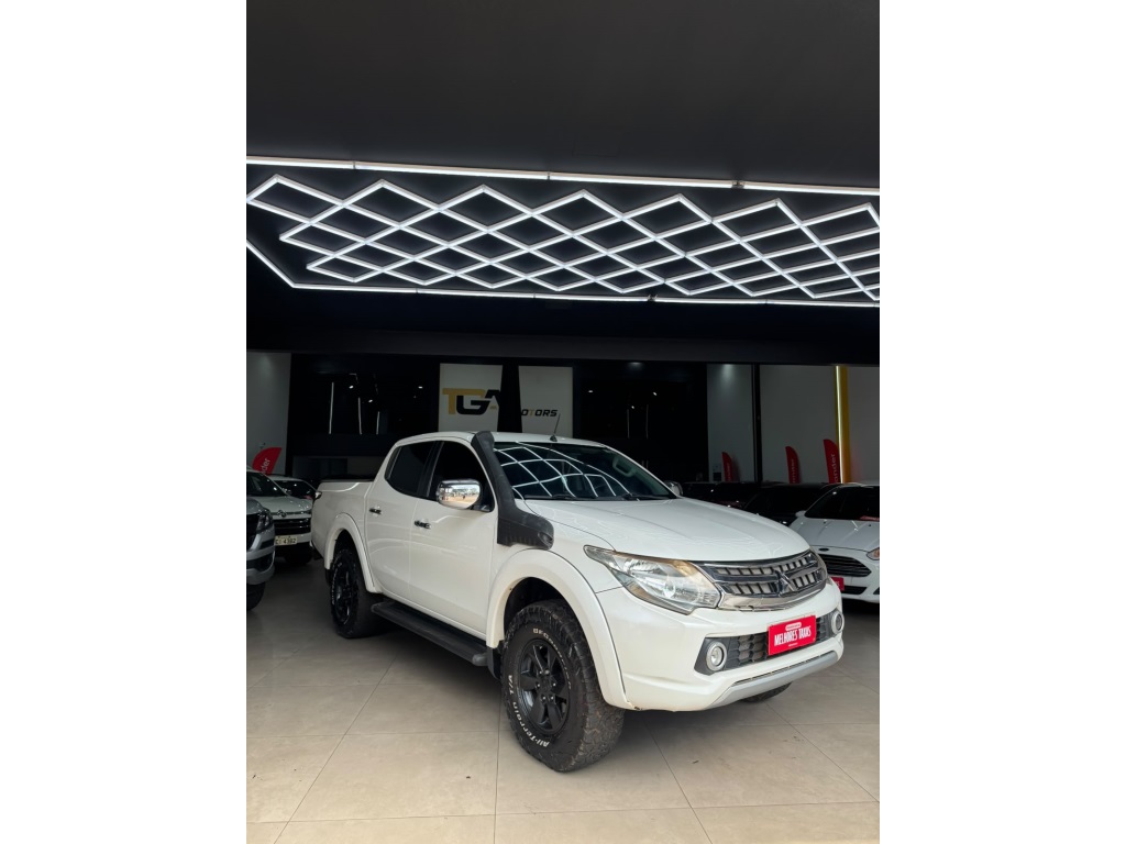 MITSUBISHI L200 TRITON