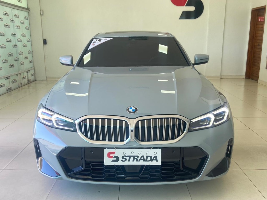 BMW 320i