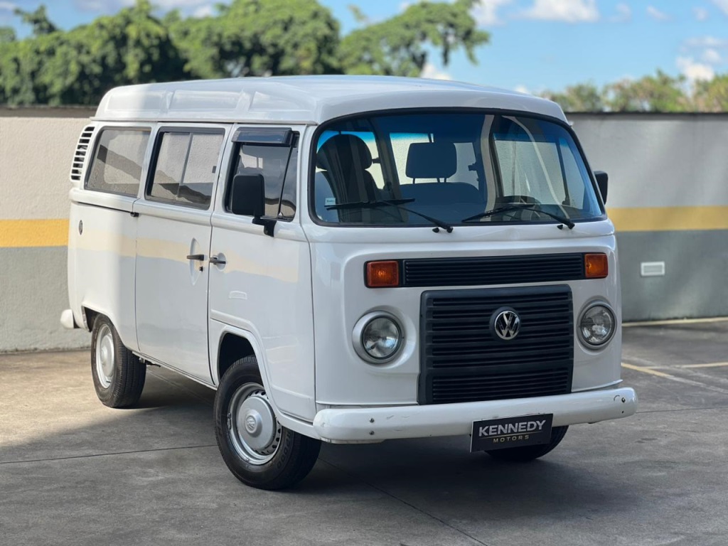VOLKSWAGEN KOMBI