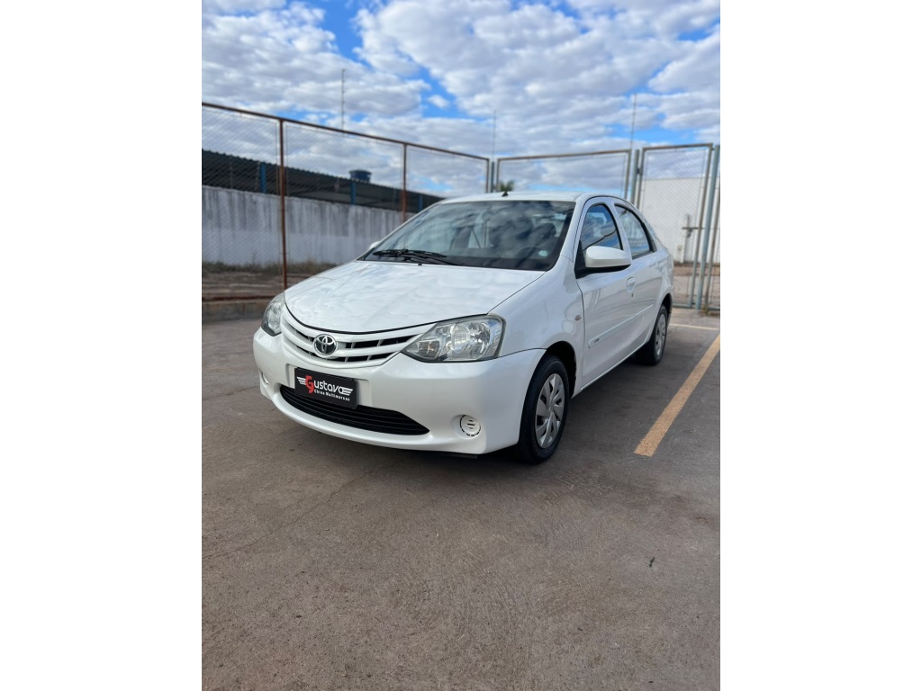 TOYOTA ETIOS