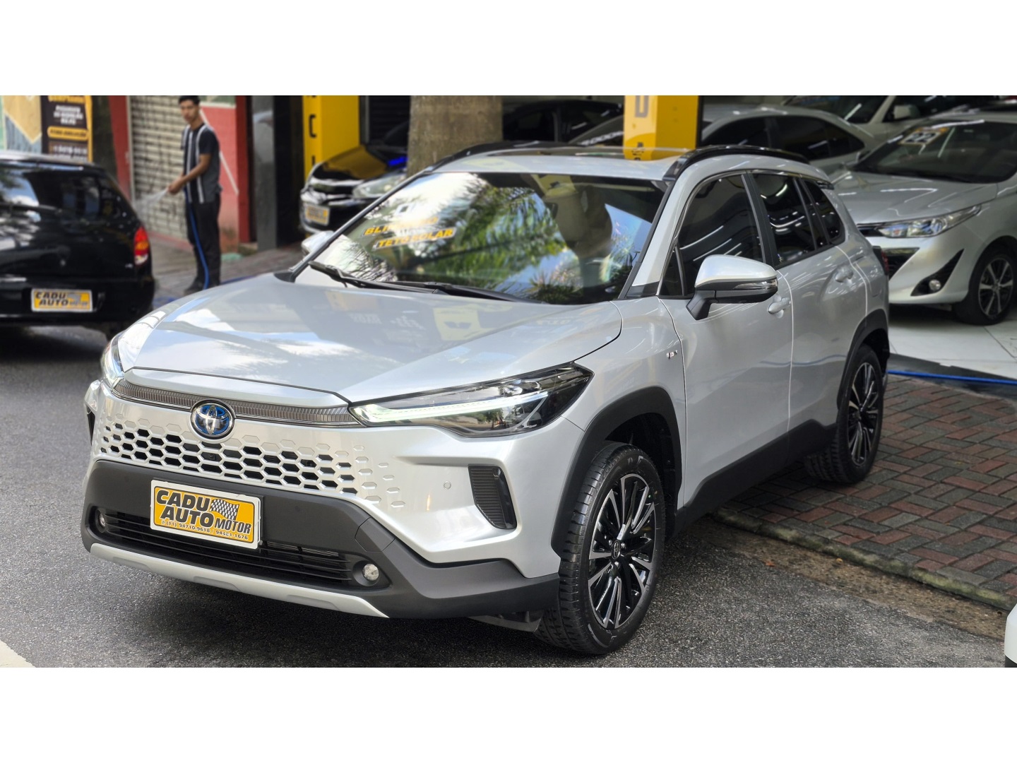 TOYOTA COROLLA CROSS