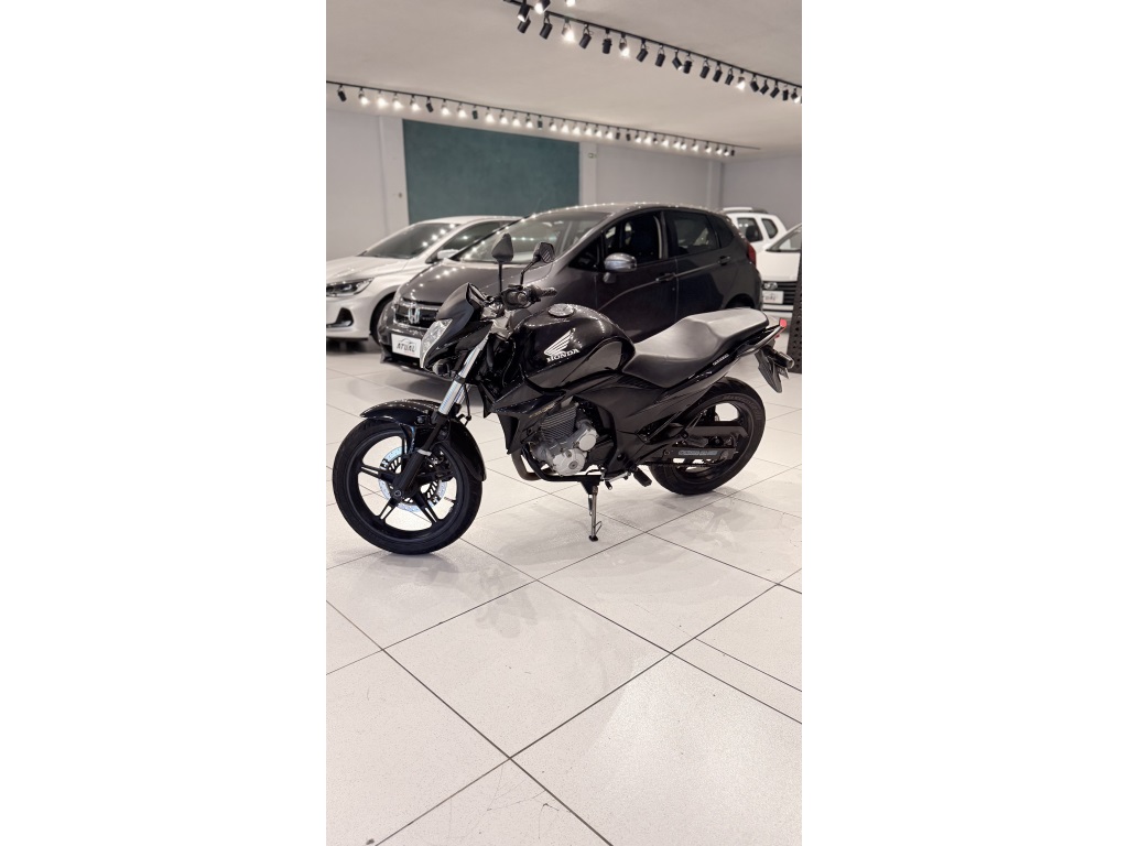 HONDA CB 300R