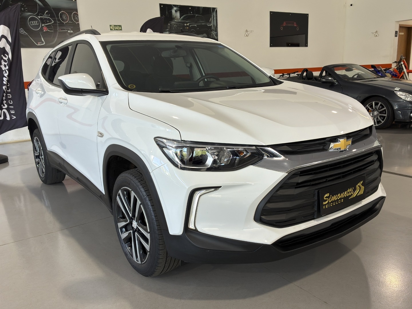 CHEVROLET TRACKER