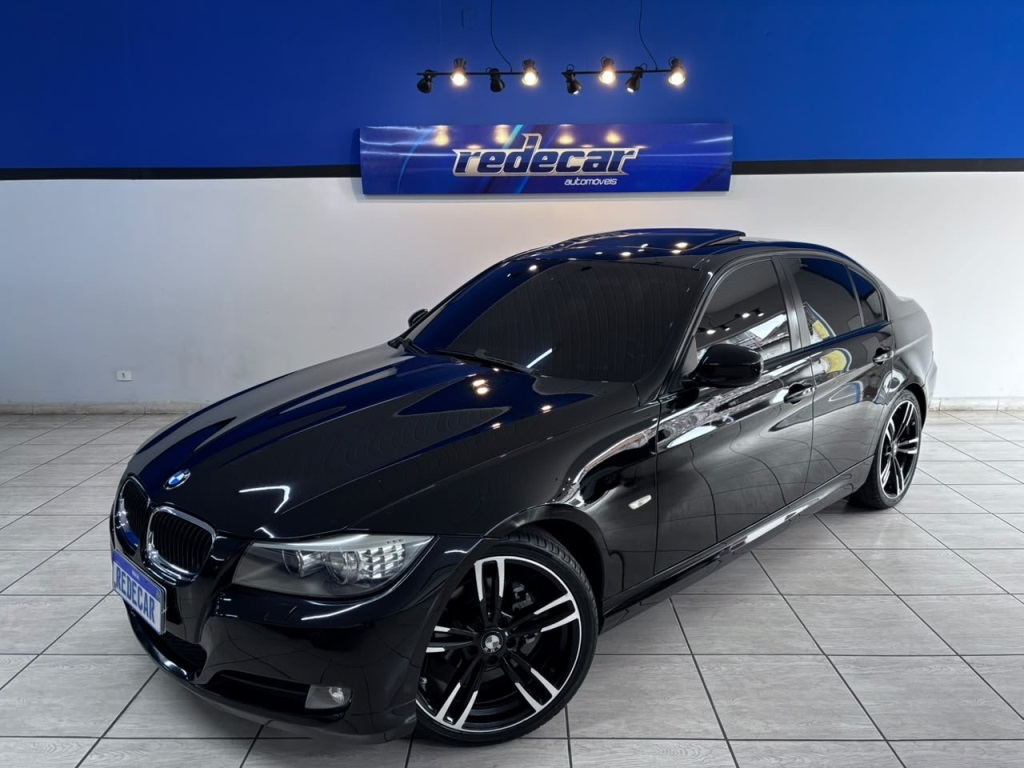 BMW 320i 2010 à venda