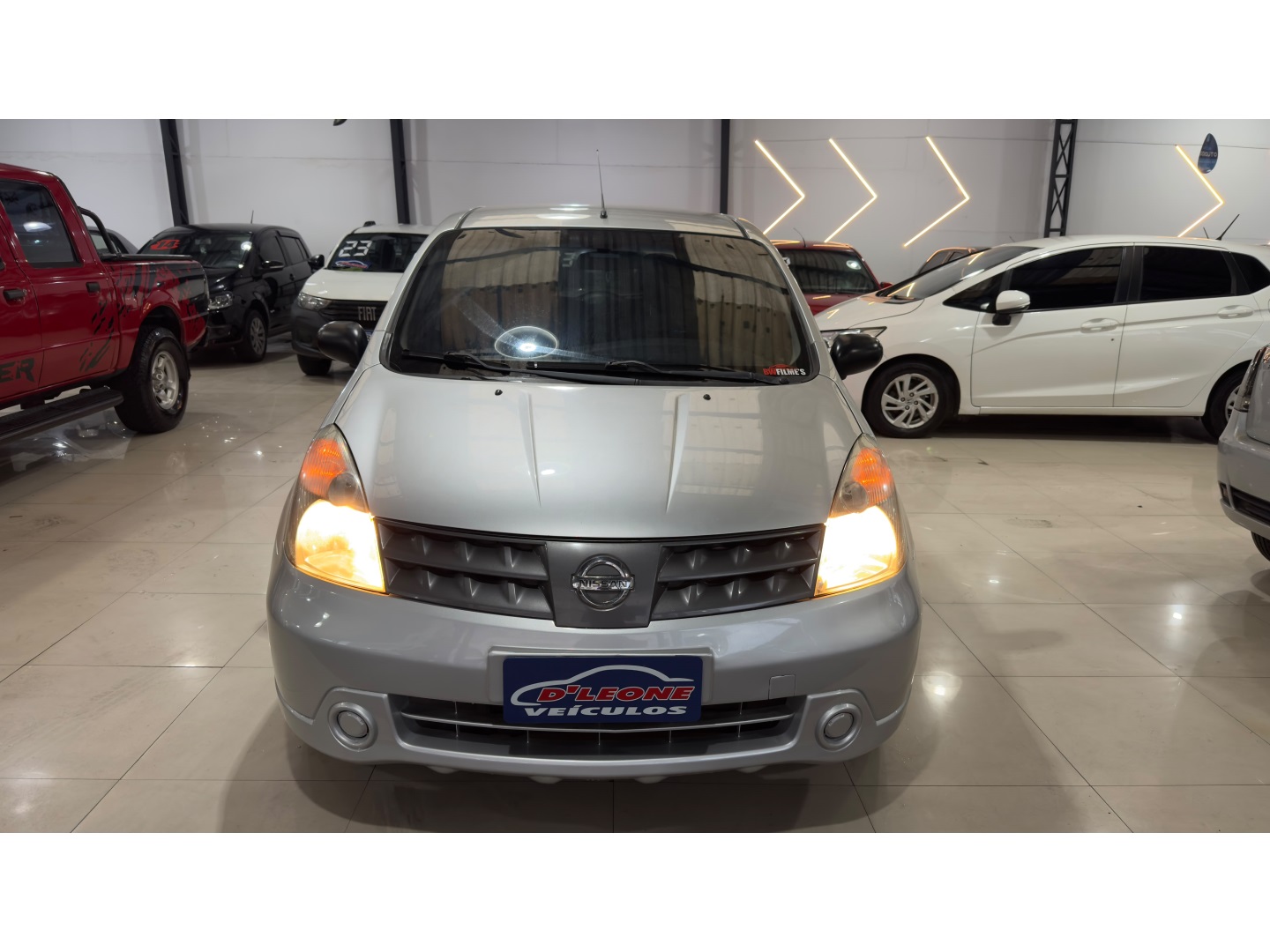 Nissan Livina 1.6 16V Flex 4P Manual - foto 2
