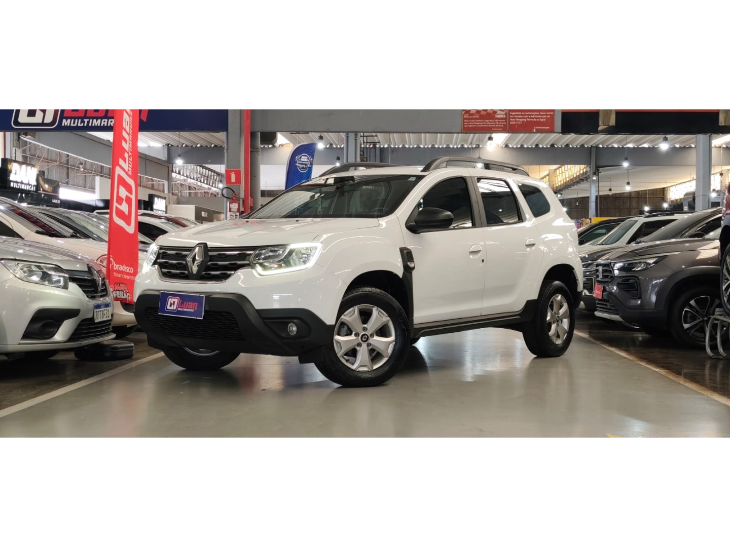 RENAULT DUSTER