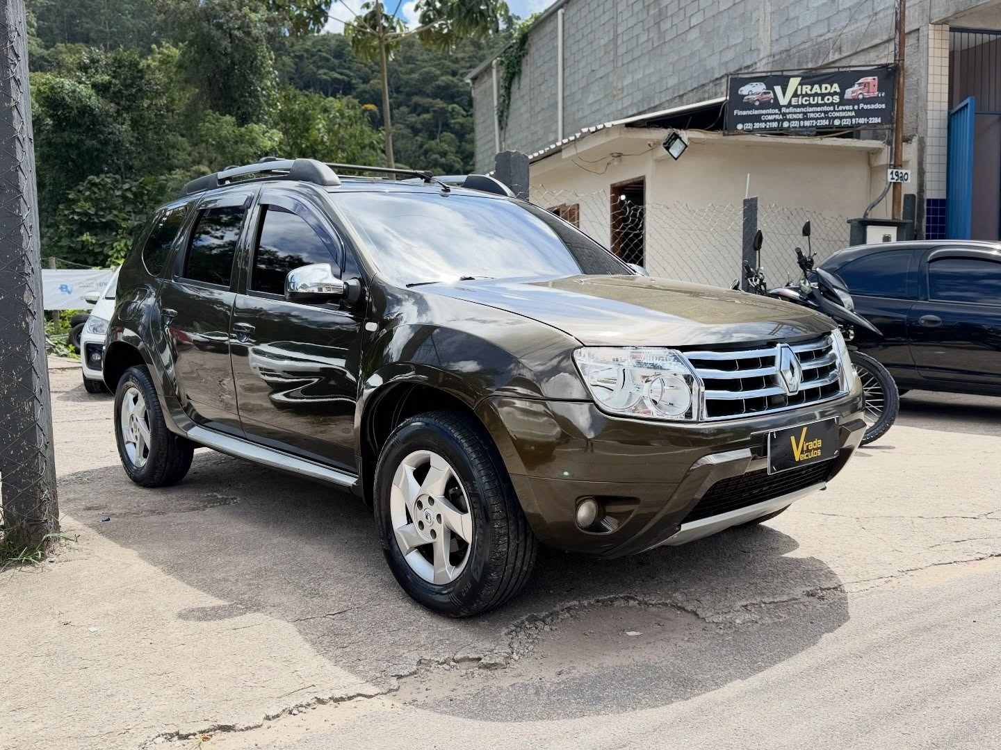 RENAULT DUSTER