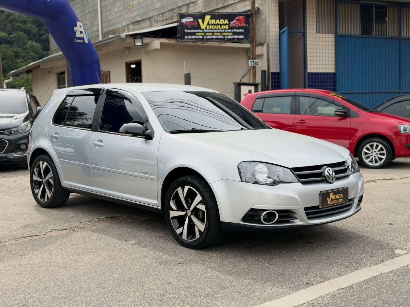 VOLKSWAGEN GOLF