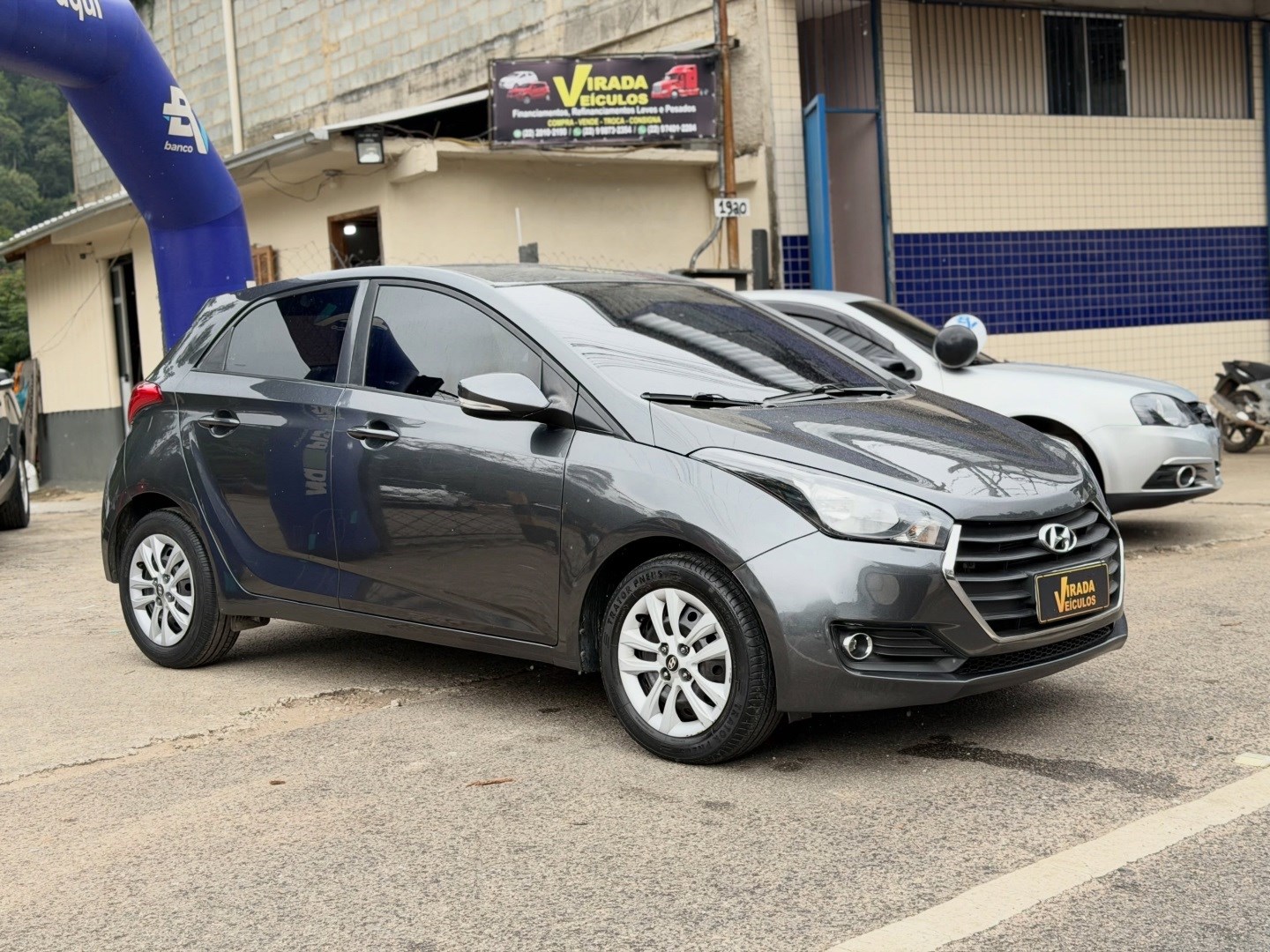 HYUNDAI HB20
