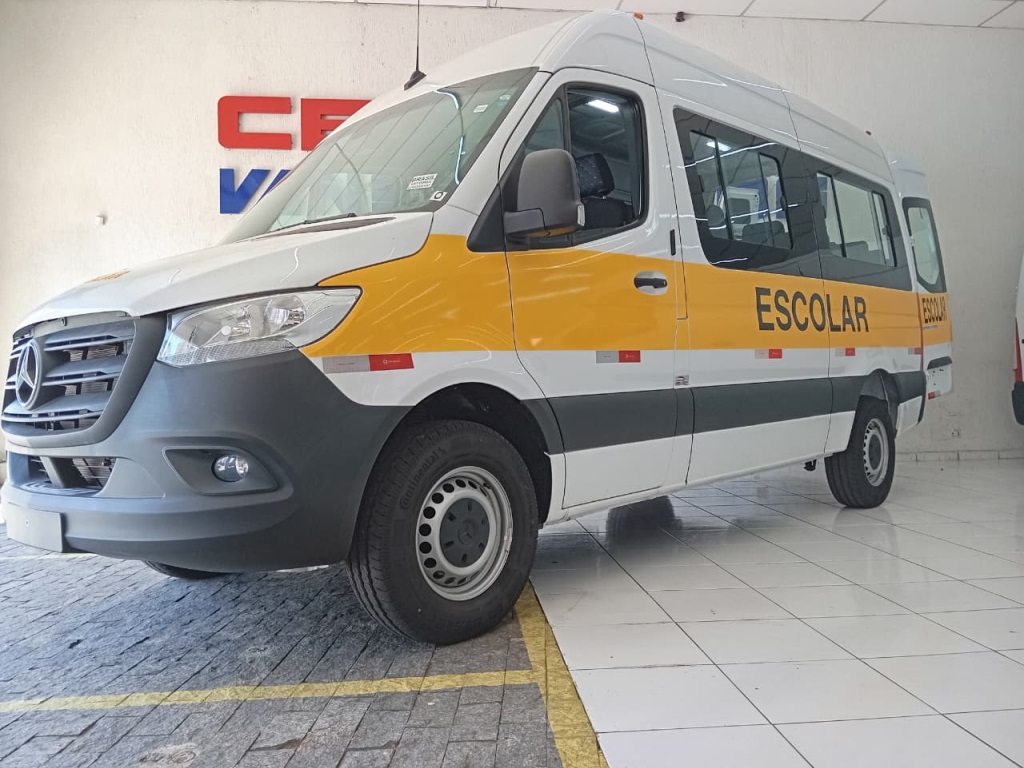 MERCEDES-BENZ SPRINTER