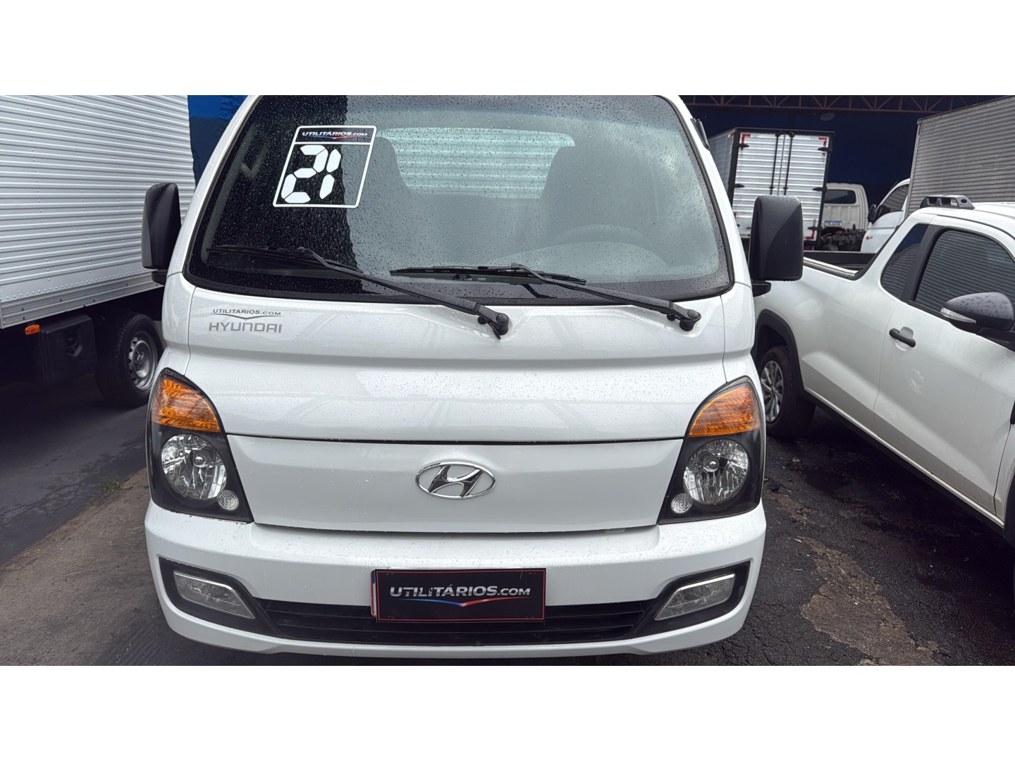 HYUNDAI HR