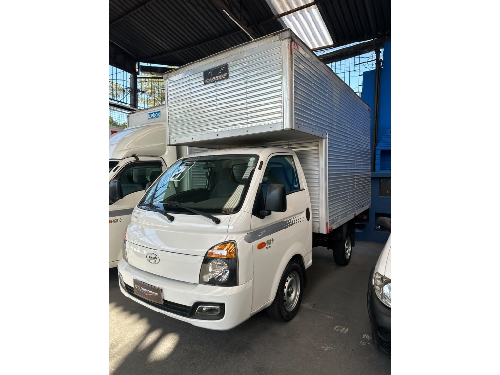 HYUNDAI HR