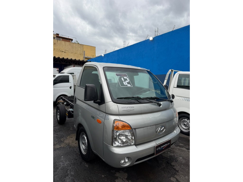 HYUNDAI HR