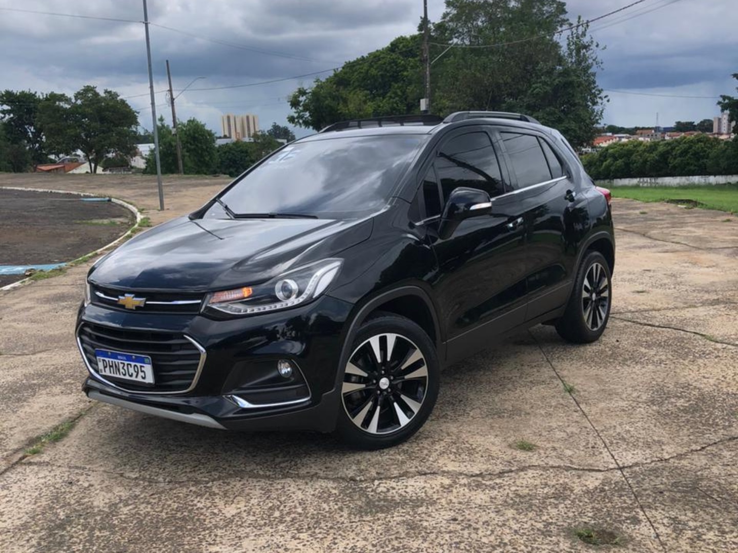 CHEVROLET TRACKER