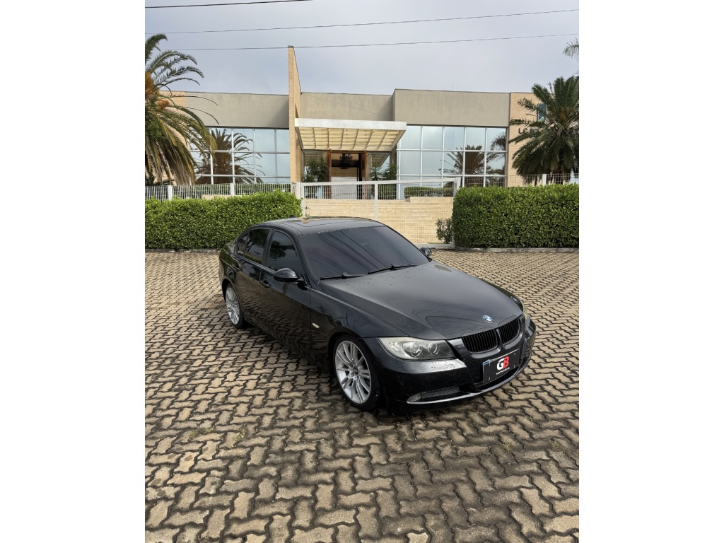BMW 320i