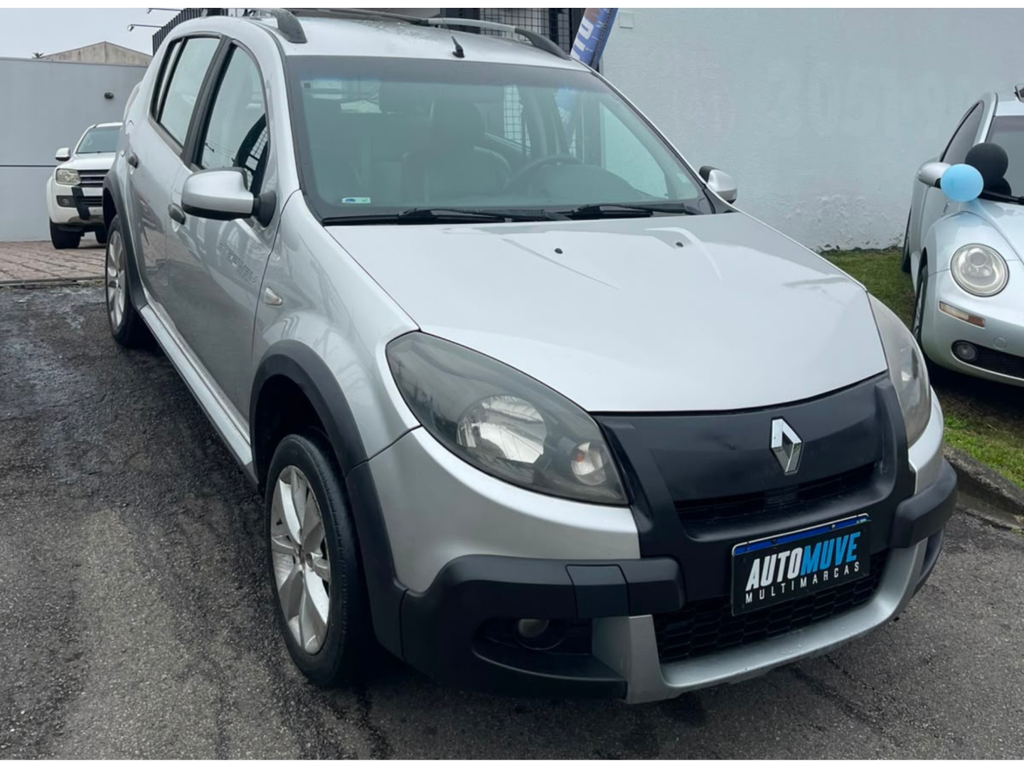 RENAULT SANDERO