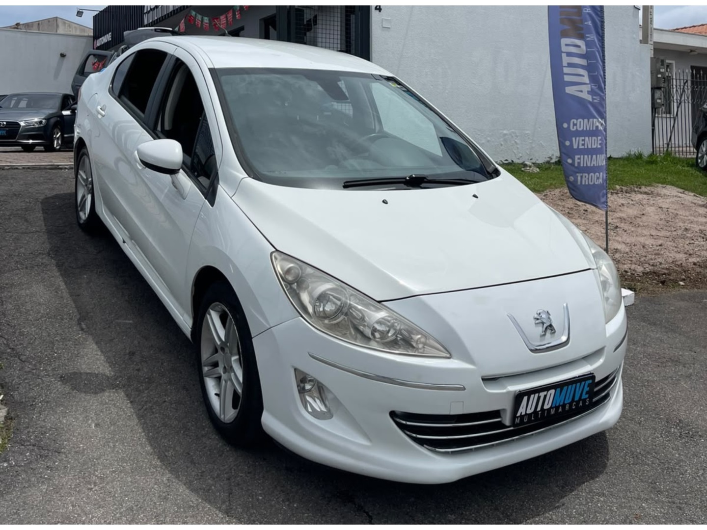 PEUGEOT 408