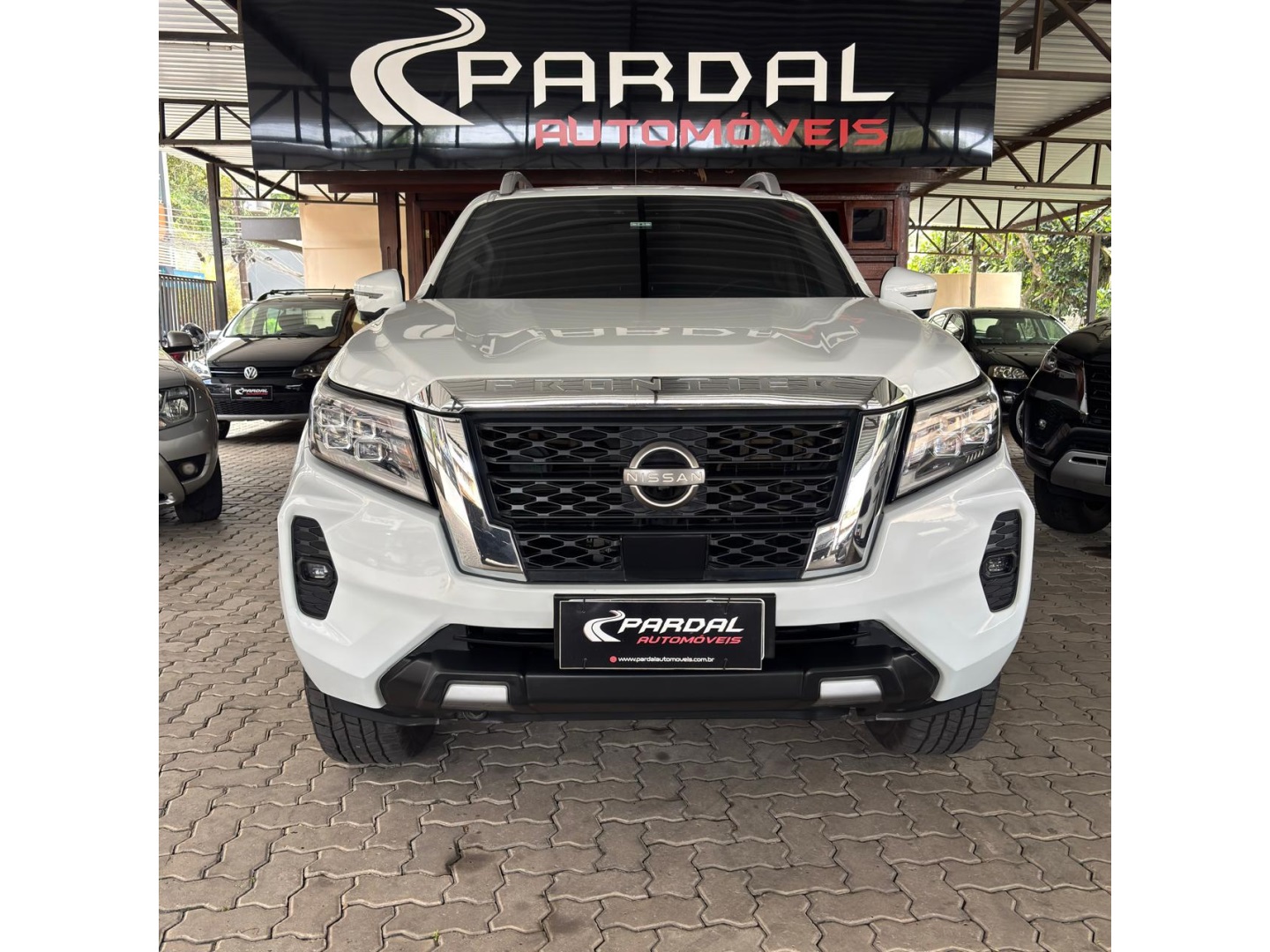 NISSAN FRONTIER