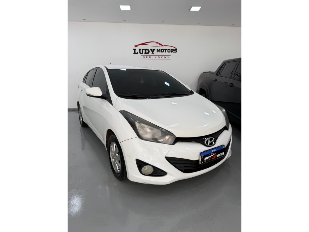 HYUNDAI HB20S