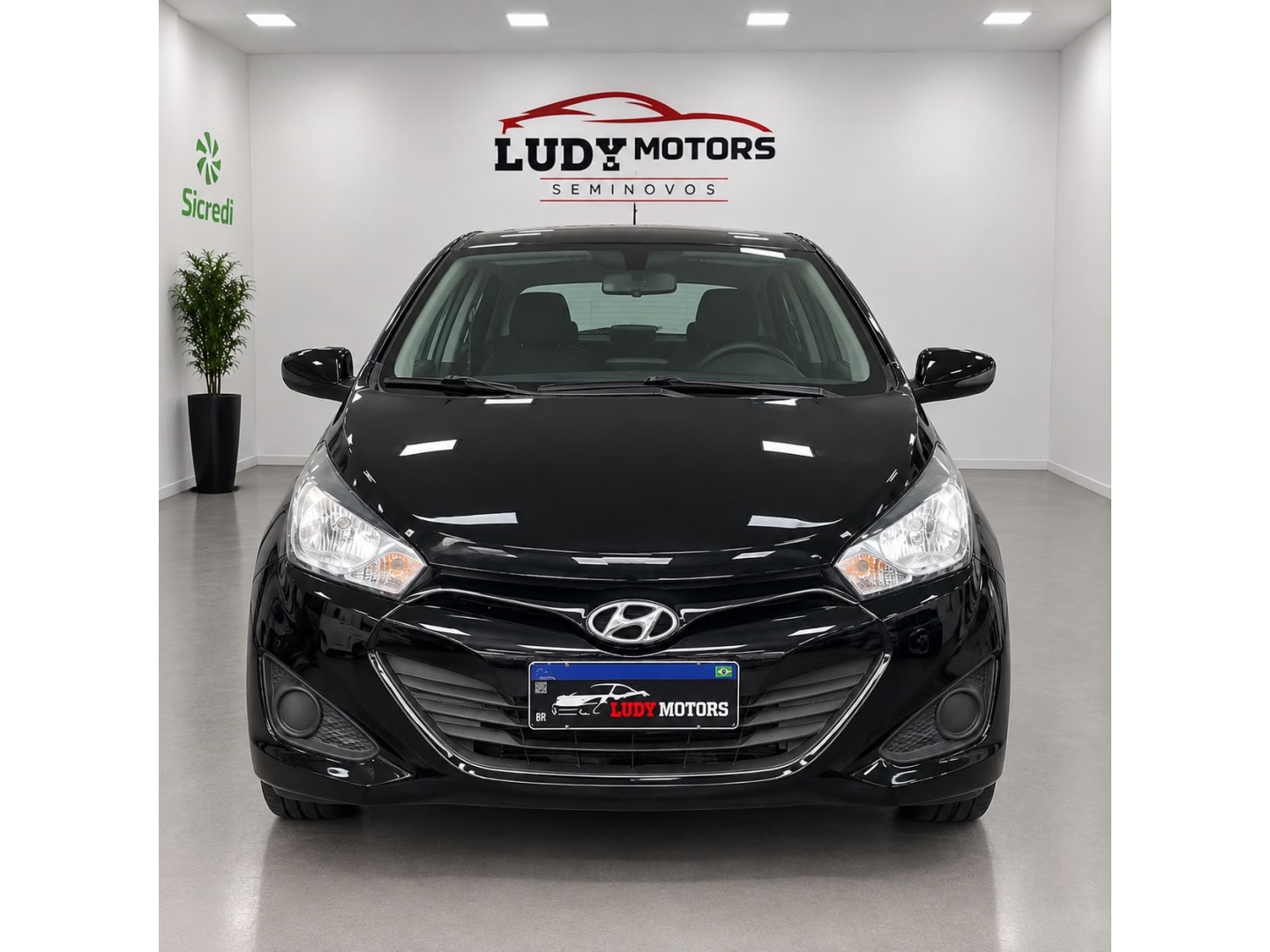 HYUNDAI HB20S