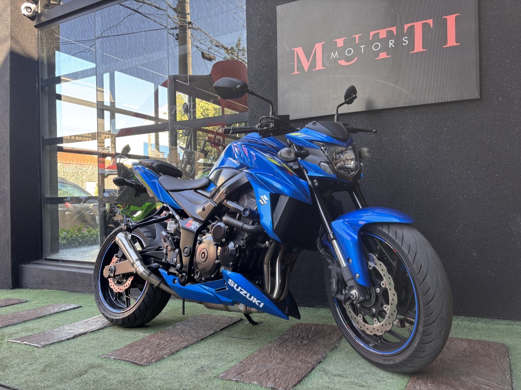 SUZUKI GSX-S 750