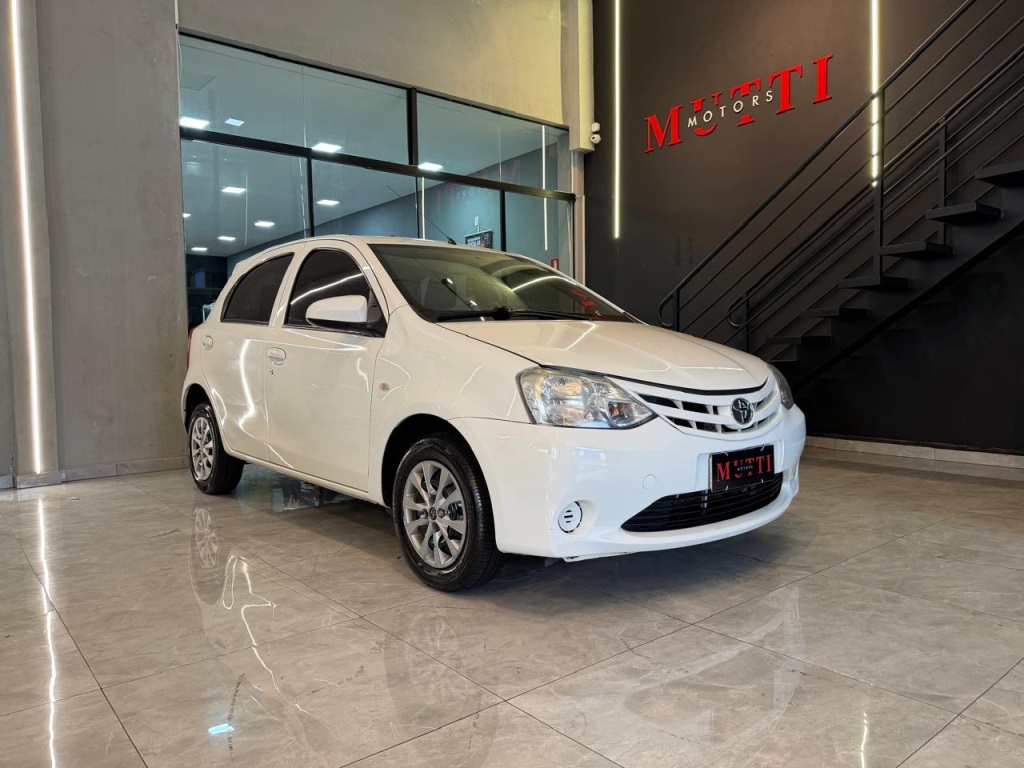 TOYOTA ETIOS