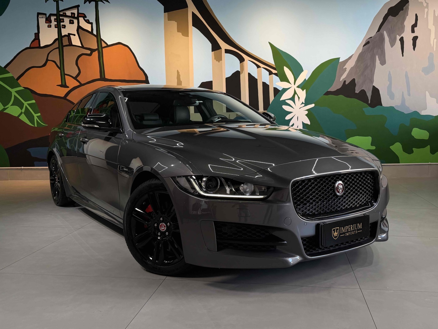JAGUAR XE