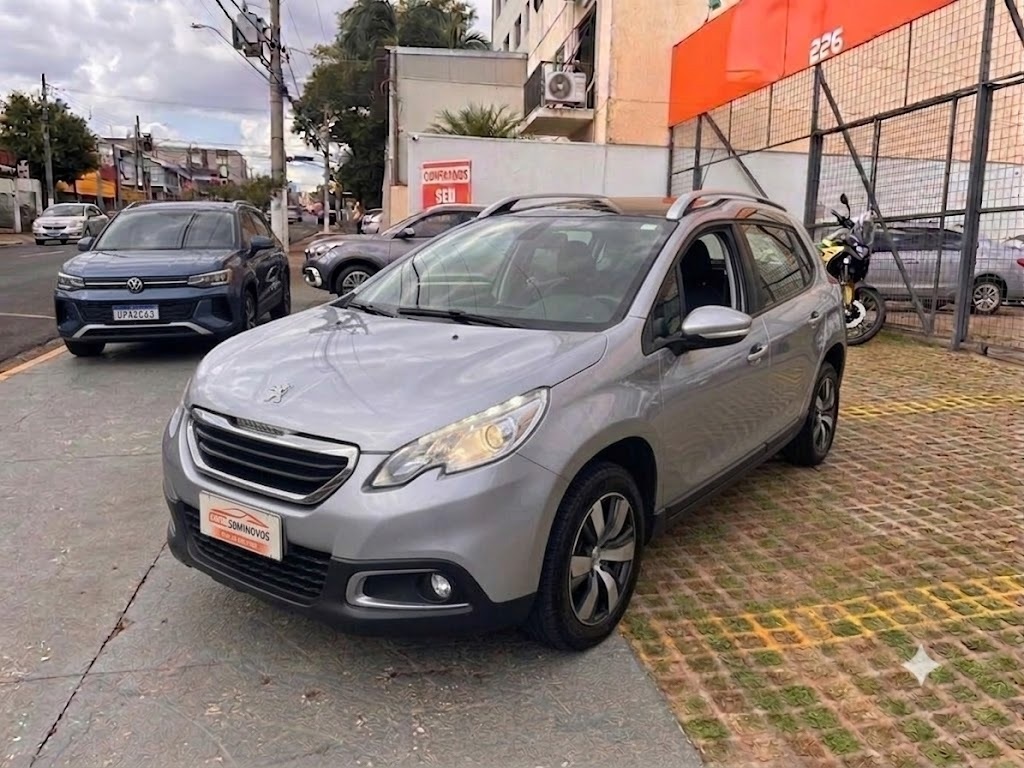 PEUGEOT 2008